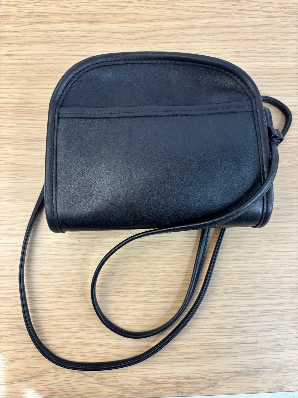 Vintage Coach Abbie Zip Crossbody Bag (Style #9017).